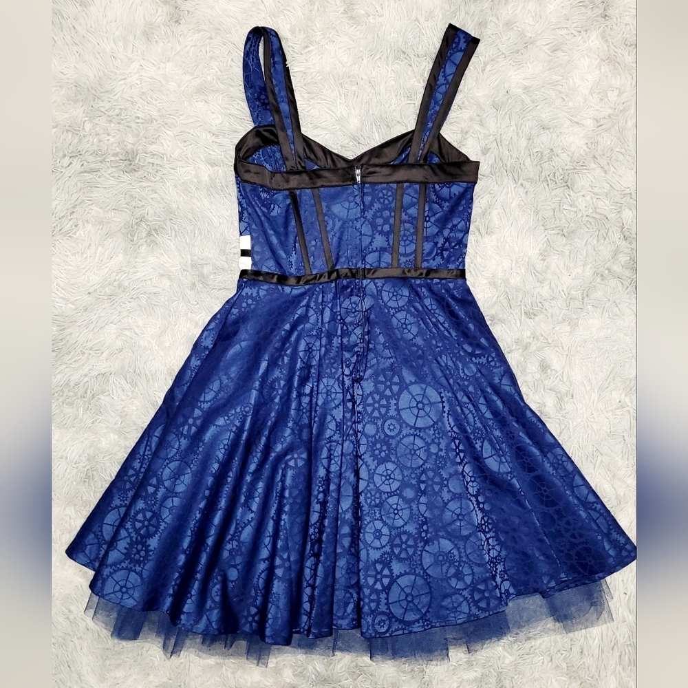 Blue Limited Edition Doctor Who TARDIS Dress, Medium NWT - Picture 5 of 10